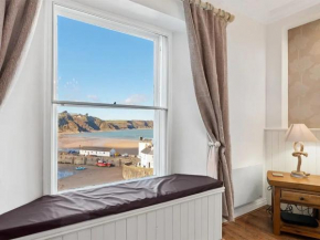 Kemendine Harbour View - perfectly positioned in Tenby Harbour